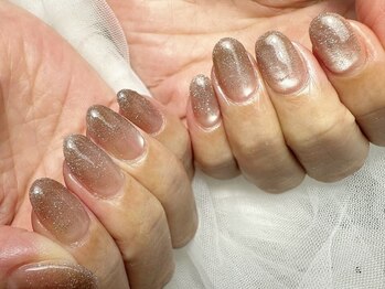 チャーム リリー(Charm lily)/マグネットベースにラメグラデ