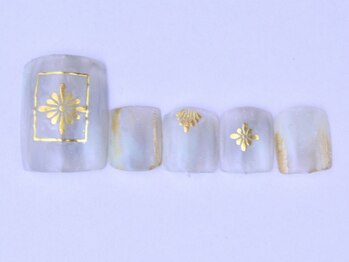 フォア ネイル(FOI NAIL)/