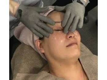 りあん/マイクロカレント頭顔セラピー