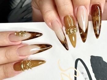 ファメル 赤坂店(Fam-er)の写真/【大人気☆やり放題クーポン有】時間内に希望をたくさん詰め込んでパーツや長さ出しで指先をさらに可愛く♪