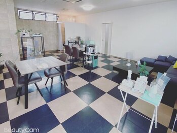 アリュール(Allure)/☆待合室☆