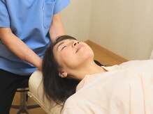 おやま腰痛整体院の雰囲気（今の体に合わせ、段階的に整える施術）