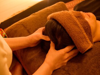 ラトゥナ(Ratna)の写真/『タイ古式＝眠れない』を覆す！男性客の寝落ち続出。極上ヘッドスパで脳までとろけるディープな癒やし。