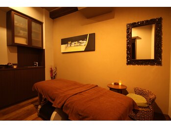 サバイディー 新宿西口店/アロマトリートメント部屋です。