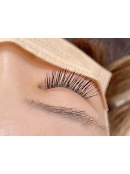 ナチュラル上品な目元にしたい