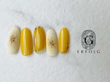 エアフォルク 銀座(ERFOLG)/夏にぴったりバナナネイル！！