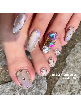 ハニービー(Honey Bee)/mag × aurora