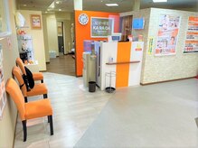 カラダファクトリー 大丸須磨店の雰囲気（【名谷駅 徒歩1分】オレンジが目印★）