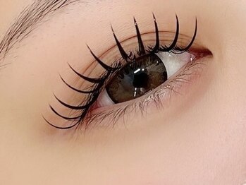ワイズビューティー 広島店(y's beauty)の写真/当店大人気menu【バインドロック80束￥6480】フラット×ボリュームで挟んで装着する新技術◎モチが劇的UP☆