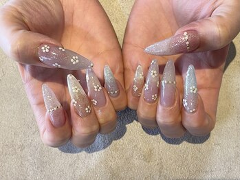 ガーデン ヘア&エステ&ネイル Garden/お花 キラキラ カラフル