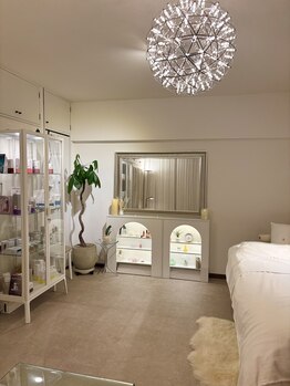 カティエ 表参道(Katie.)/サロンで人気の鏡です