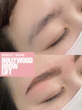 ネイルサロン R/美眉ハリウッドブロウリフト70