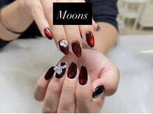 ムーンズ(Moon's)/