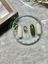 個性的オシャレネイル