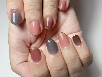 マハロネイル(Mahalo Nail)/持ち込みデザイン