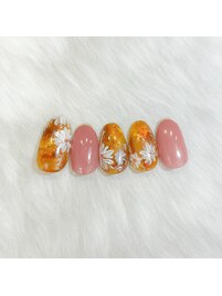 べっ甲×コスモスの秋ネイル