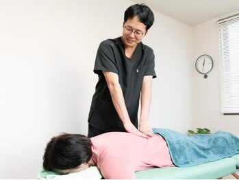 滝ノ水 さか整体院の写真/【夜23時半迄&土日祝も営業/都度払い制】お仕事後や休日も◎骨格・筋肉・関節・神経に働きかける本気の整体