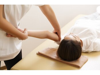 エス バランス 京都四条烏丸/【引き締め整体】二の腕