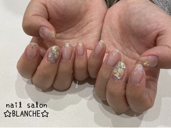 シェルキラキラネイル