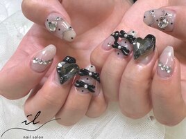 フレンチ×ドットネイル