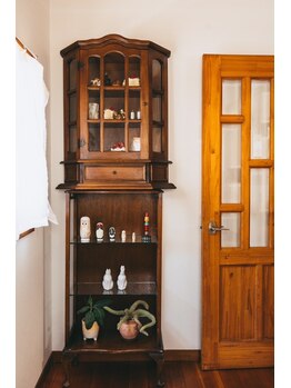 ミルラ(MYRRH)/マリア様が鎮座