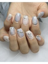フウ(Huh)/持ち込みネイル
