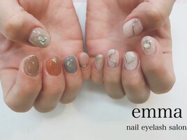 ニュアンスネイル