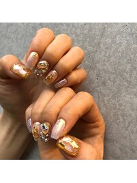 埋め尽くしゴージャスネイル♪