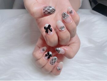 ベリール(Belire)/ガーリー☆黒ネイル