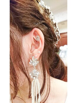 ソルシエール(Sorciere)/ブライダル耳つぼジュエリー3