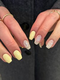 バターイエローネイル
