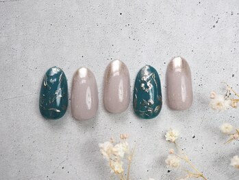 エクリュ(ecru)/季節の定額アート