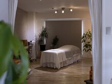 ファン(FANM)/サロン内観