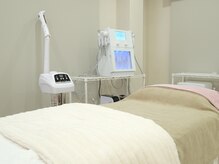 現地韓国サロンのような雰囲気◎白基調の高級感ある完全個室