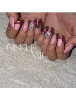 ジゼルネイル(Gisele Nail)/キラキラピンクネイル