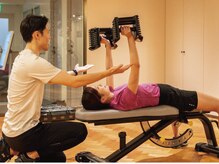 ラグジュアリージムヨコハマ 関内店(LUXURY GYM YOKOHAMA)/ダンベルエクササイズ