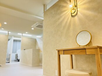 ヌン ブロウ 新潟店(NUN BROWS)