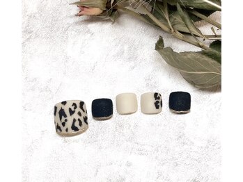 リーヴェ(Riebe)/モノトーンレオパード