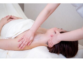 コーラルライト(Corallite)/肩回りが変わると身体が変わる