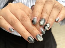 シェリ バイ リッシュ(Cheri by RICHE)/塗りかけ×モノトーンネイル