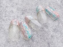 カトルナフ(quatre fois neuf)/バカラ風ラメフレンチネイル