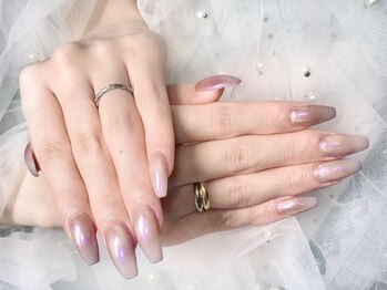 ベラーネイルサロン(Bella Nail Salon)の写真/初回自爪オフ無料◎人気色400種から色を選べる・フラッシュネイルOKで3980円のお手頃メニューあり♪