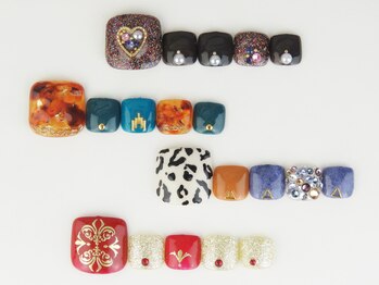 まつげアンドネイル ディアマンローズ(DIAMANT ROSE)/秋のフットネイル6600円