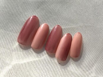 フォルチェ ゆめタウン東広島店(Folche)/縦グラデーションネイル