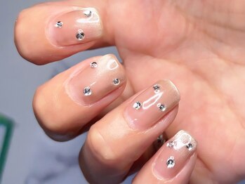 ハンドネイル　シンプルアート