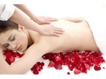 ココサロン(CoCo Salon)/アロママッサージ60分3800円