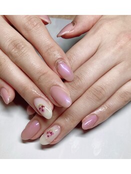 ラグネル(Luxnal)/押し花ネイル