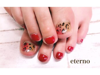 エテル(eterno)/レオパード柄フットネイル