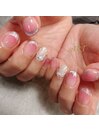 貝殻チークネイル