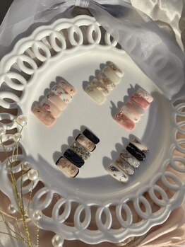 トキ(toki)の写真/オフィス系シンプルデザインが得意♪シンプルの中にもかわいいが宿る大人上品ネイル◎